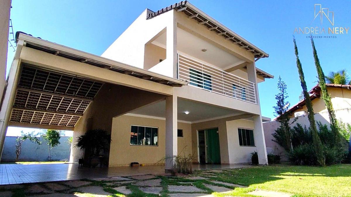 Linda Casa à Venda no Park Way - DF